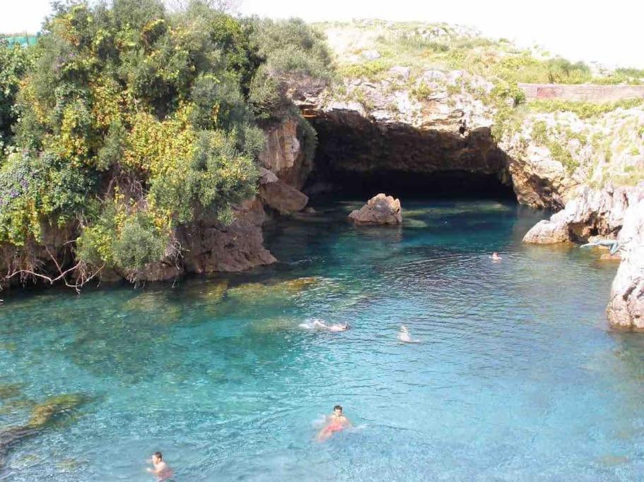Apto. A Estrenar En El Centro 2 Hab Y 1 Bano Castro Urdiales Luaran gambar